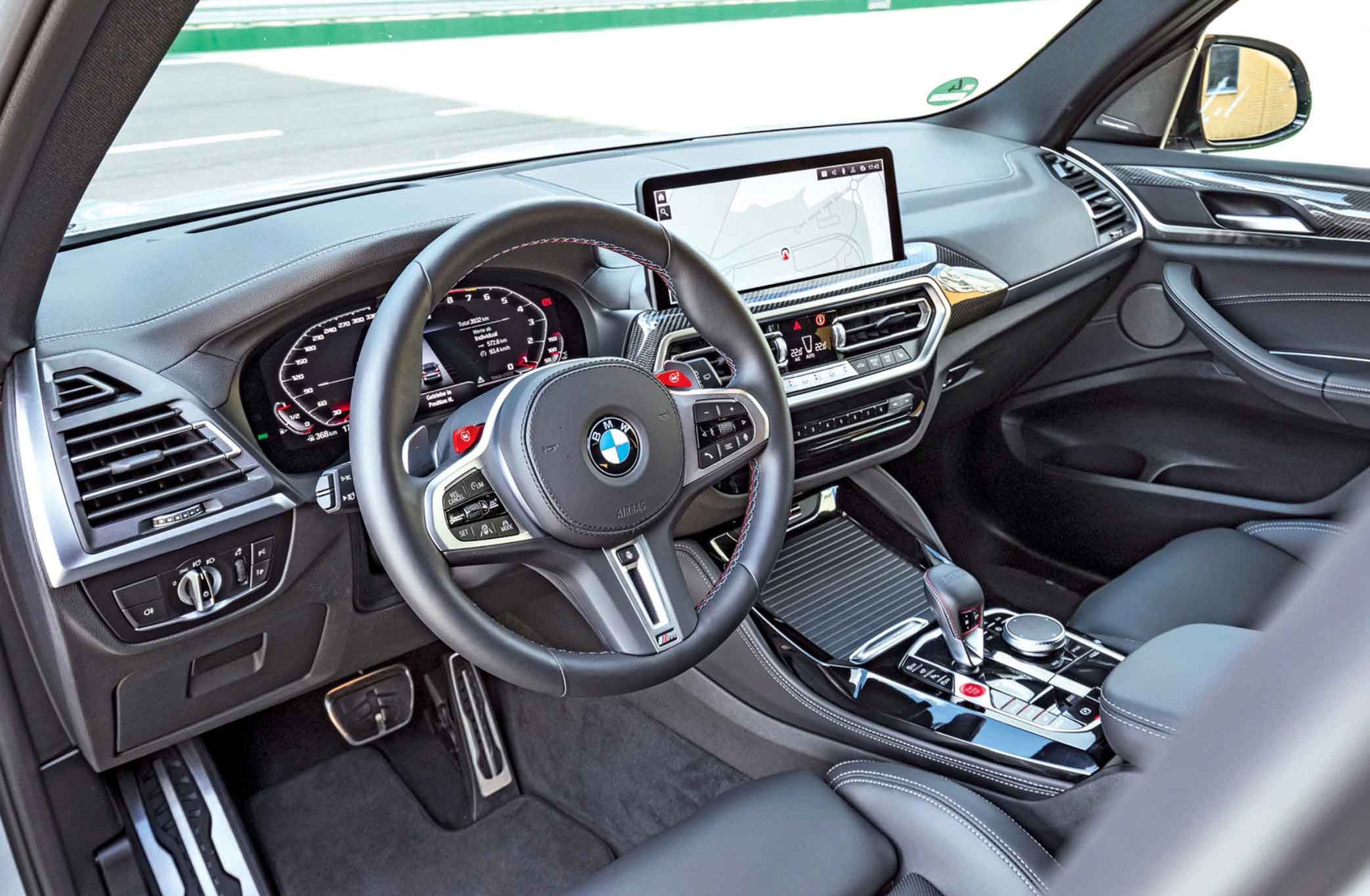 Cockpit del BMW X3 M Competition