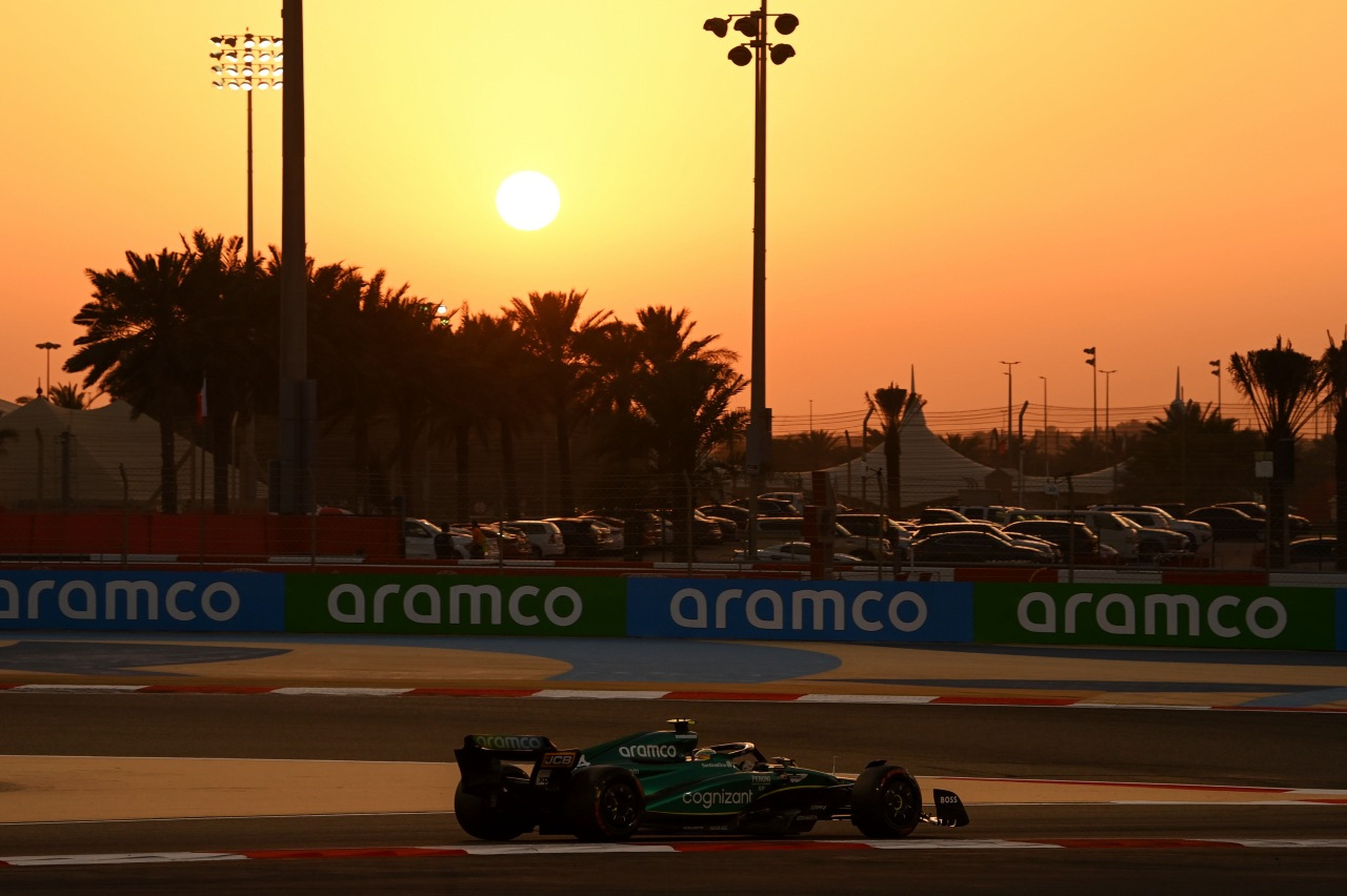 Test F1 2023: Fernando Alonso sueña con el cuarto coche, Red Bull