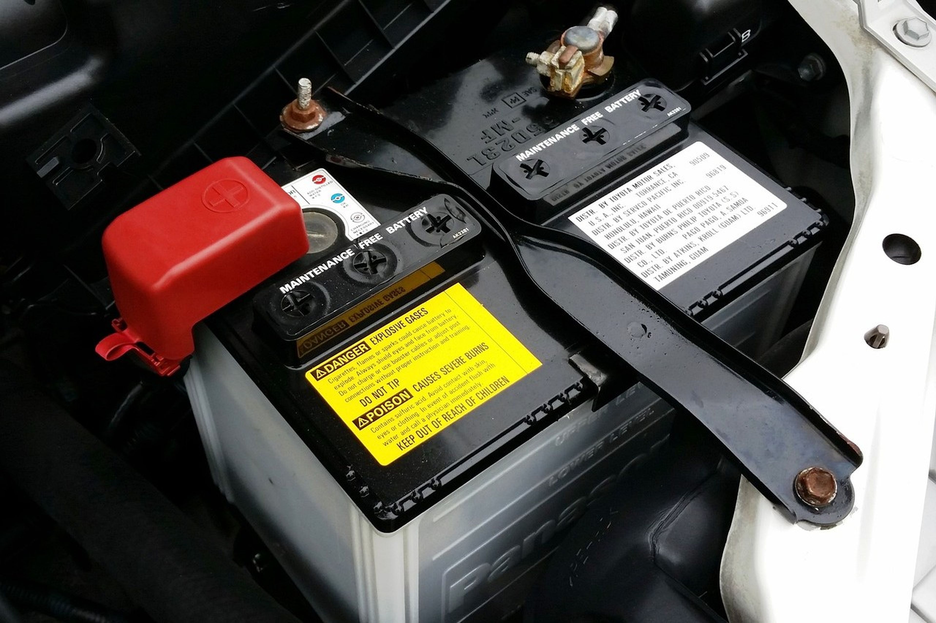 Reciclan plomo de baterías de coches para crear fotodetectores