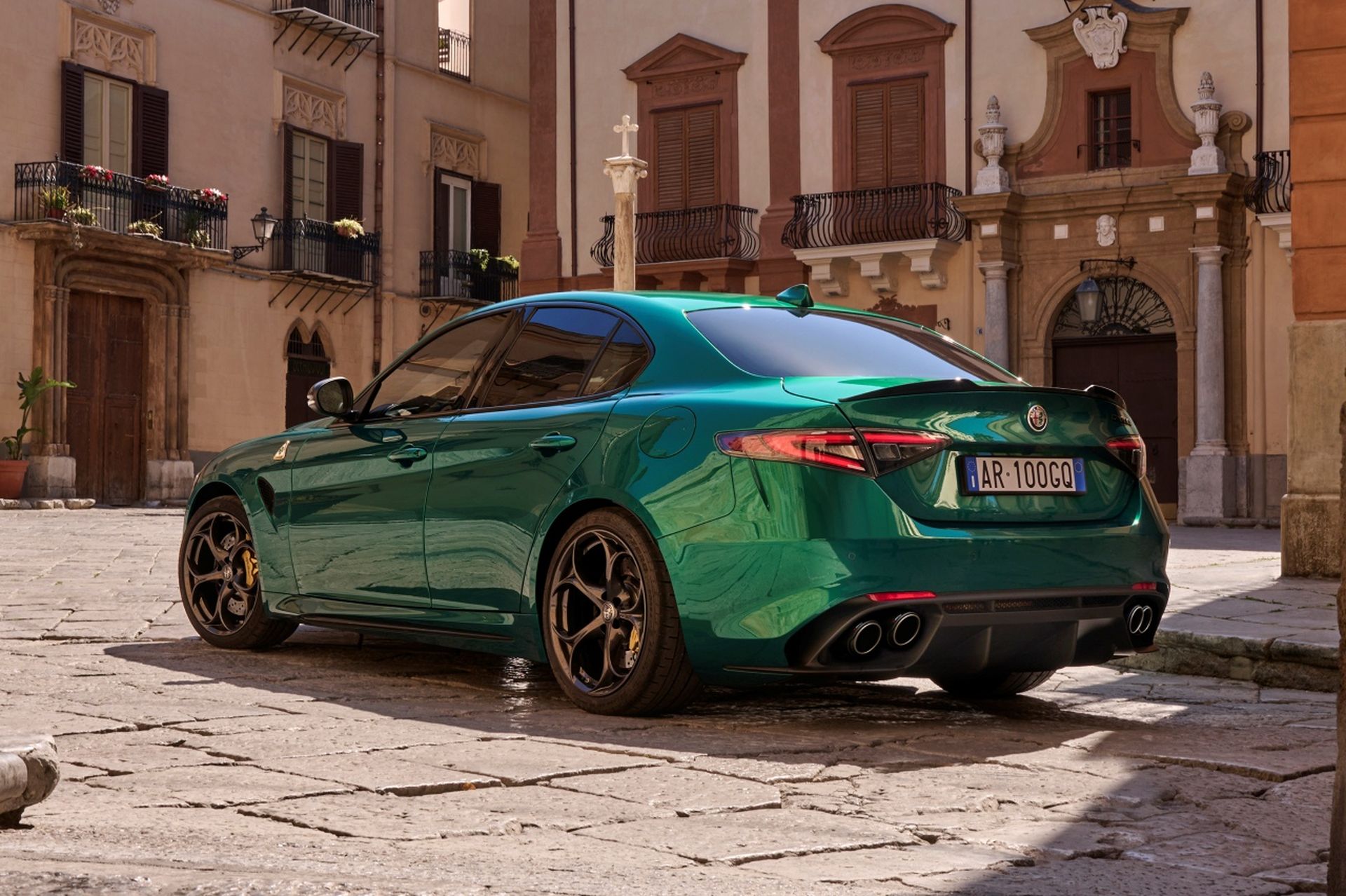 Alfa Romeo Giulia Y Stelvio Quadrifoglio 100º Anniversario 200 Unidades De Edición Especial 7239