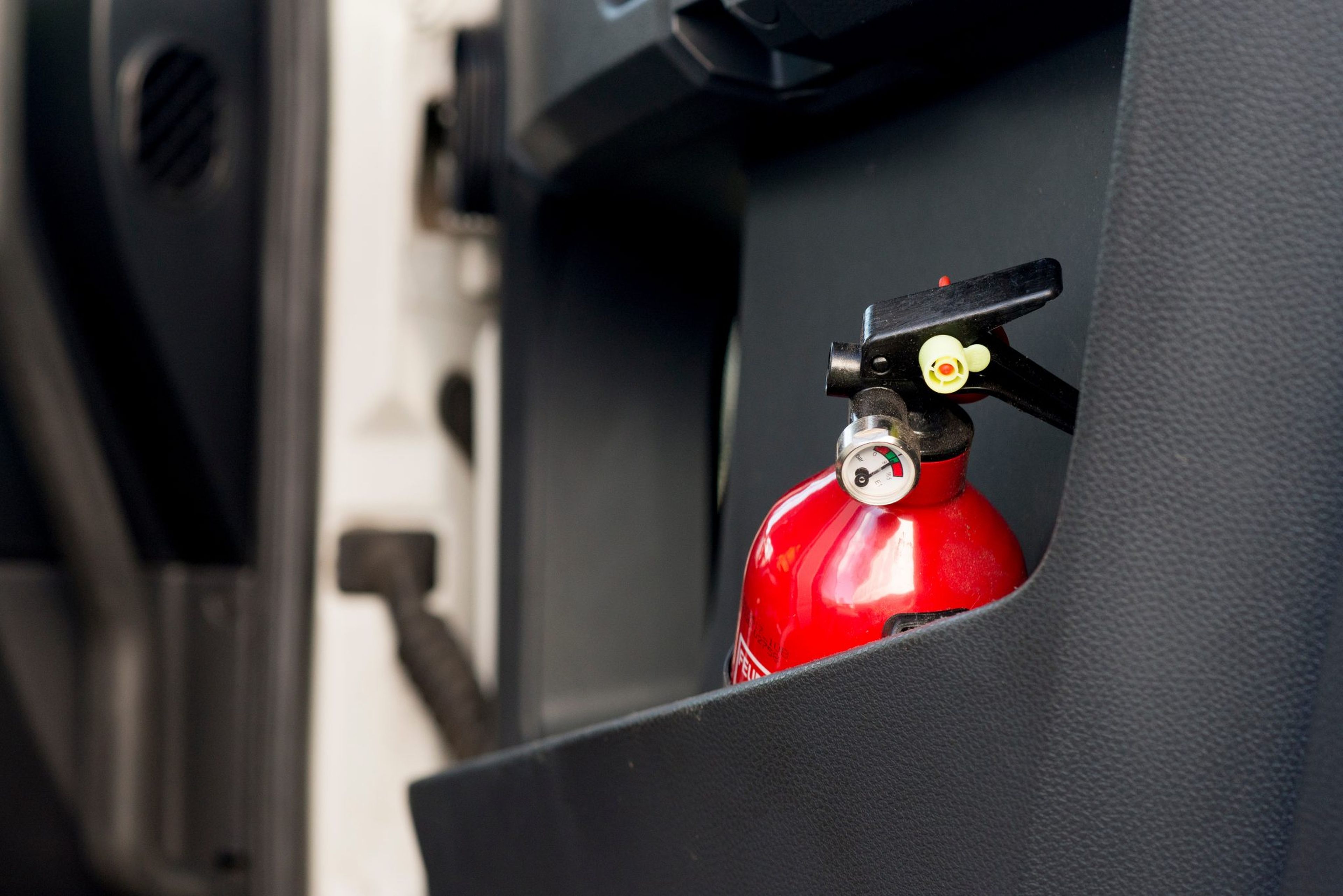 Extintor de incendios para automóviles: ¿qué vale la pena saber