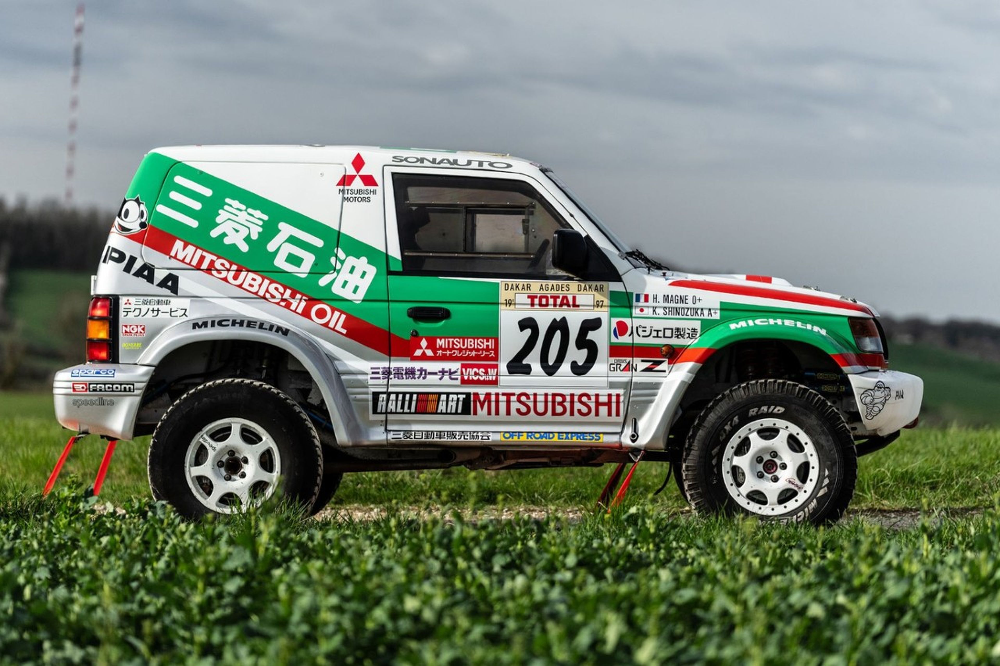 Mitsubishi Pajero Usine MPR6