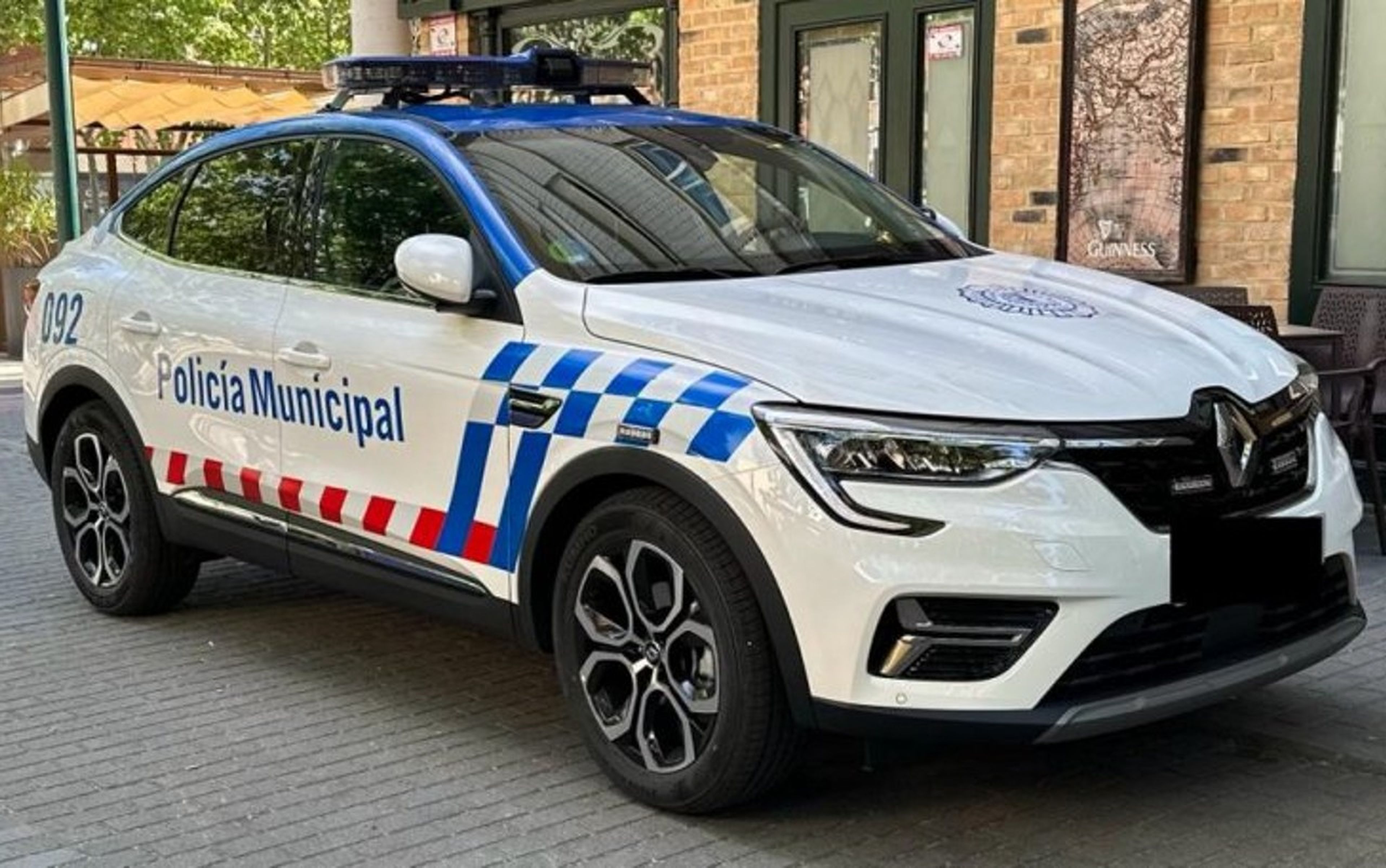 Retirada de los nuevos coches de Policía Local de Valladolid