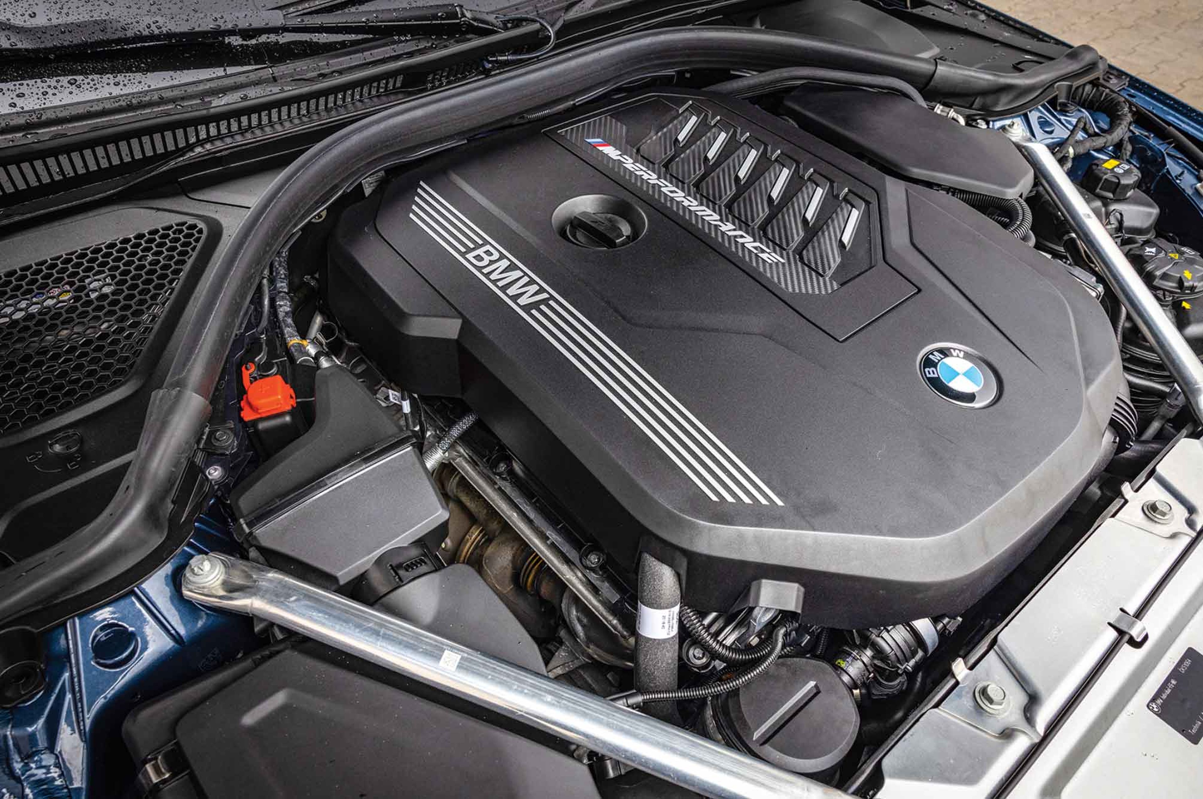 Diésel vs gasolina, BMW M44i vs M440d motor 2