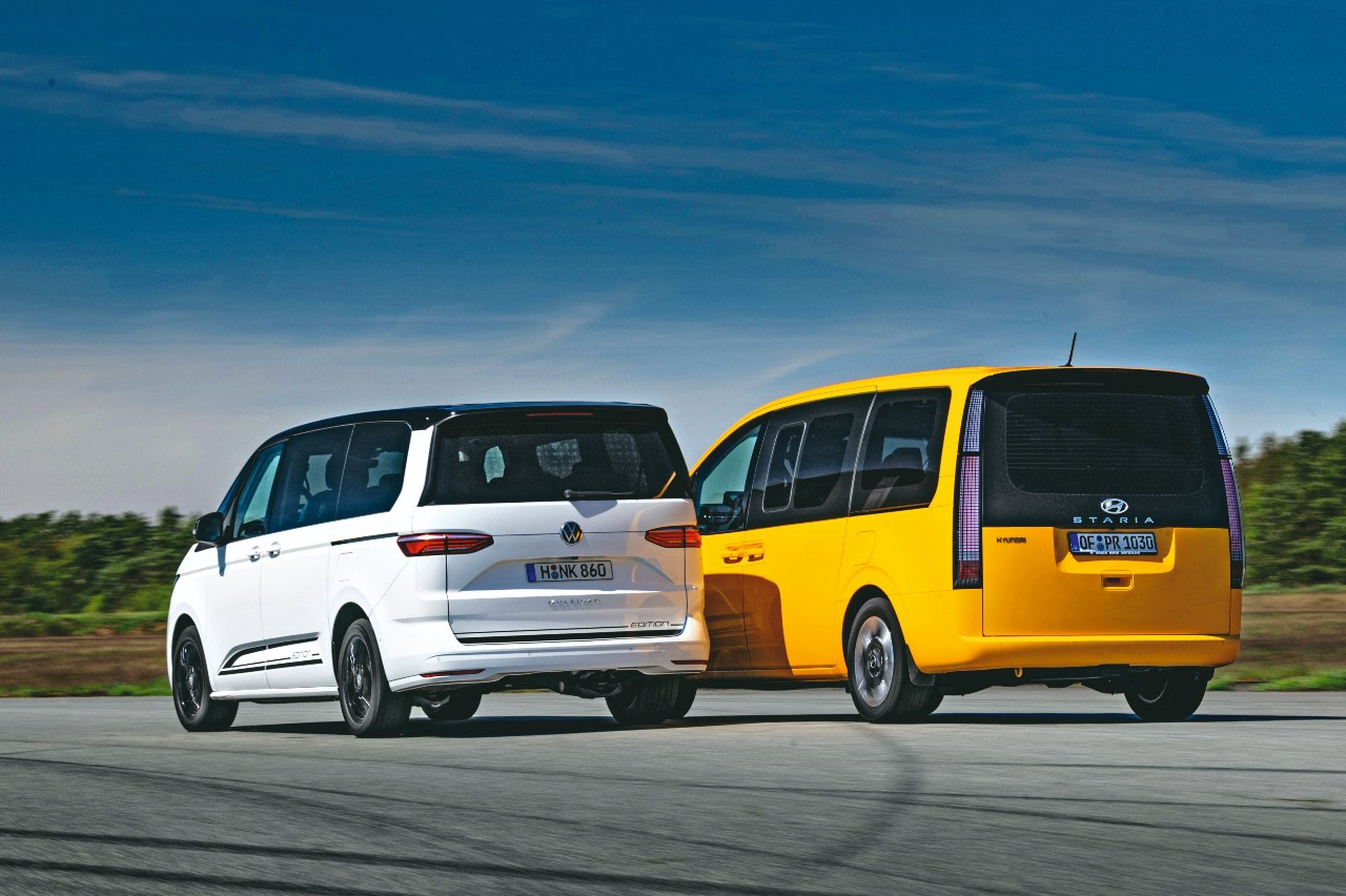 Comparativa Hyundai Staria contra Volkswagen Multivan