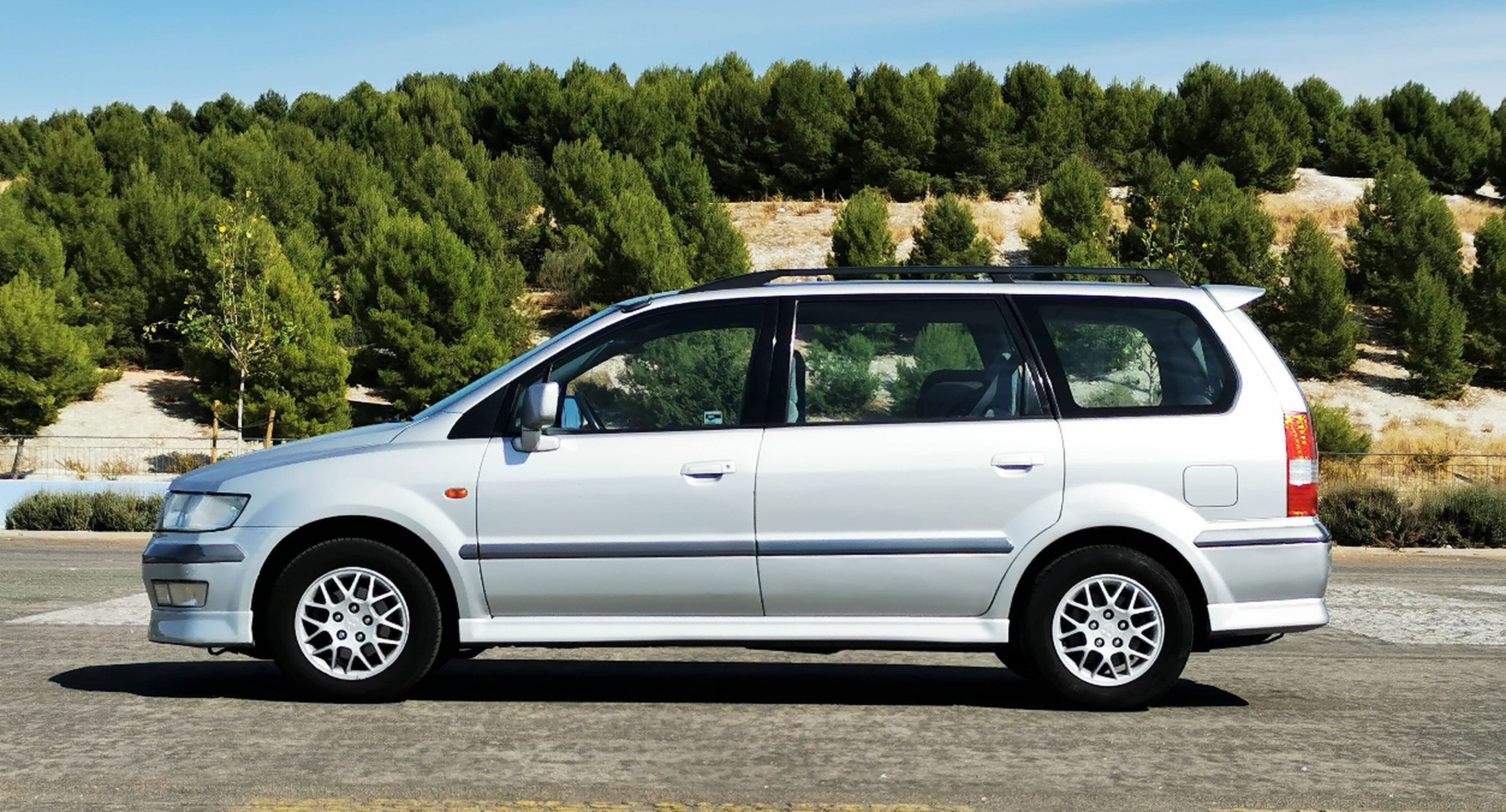 Mitsubishi Space Wagon