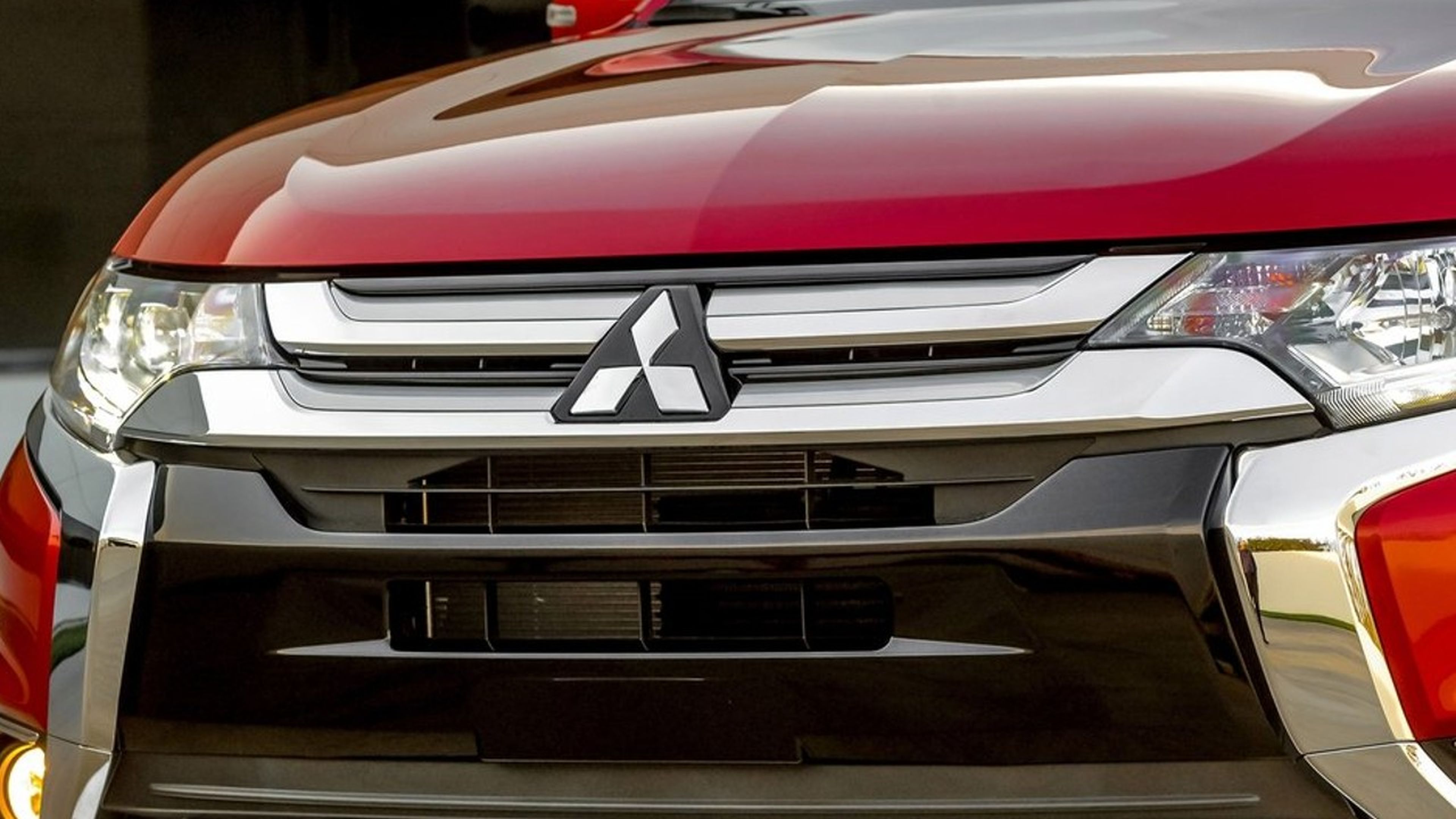 Origen del logo de Mitsubishi