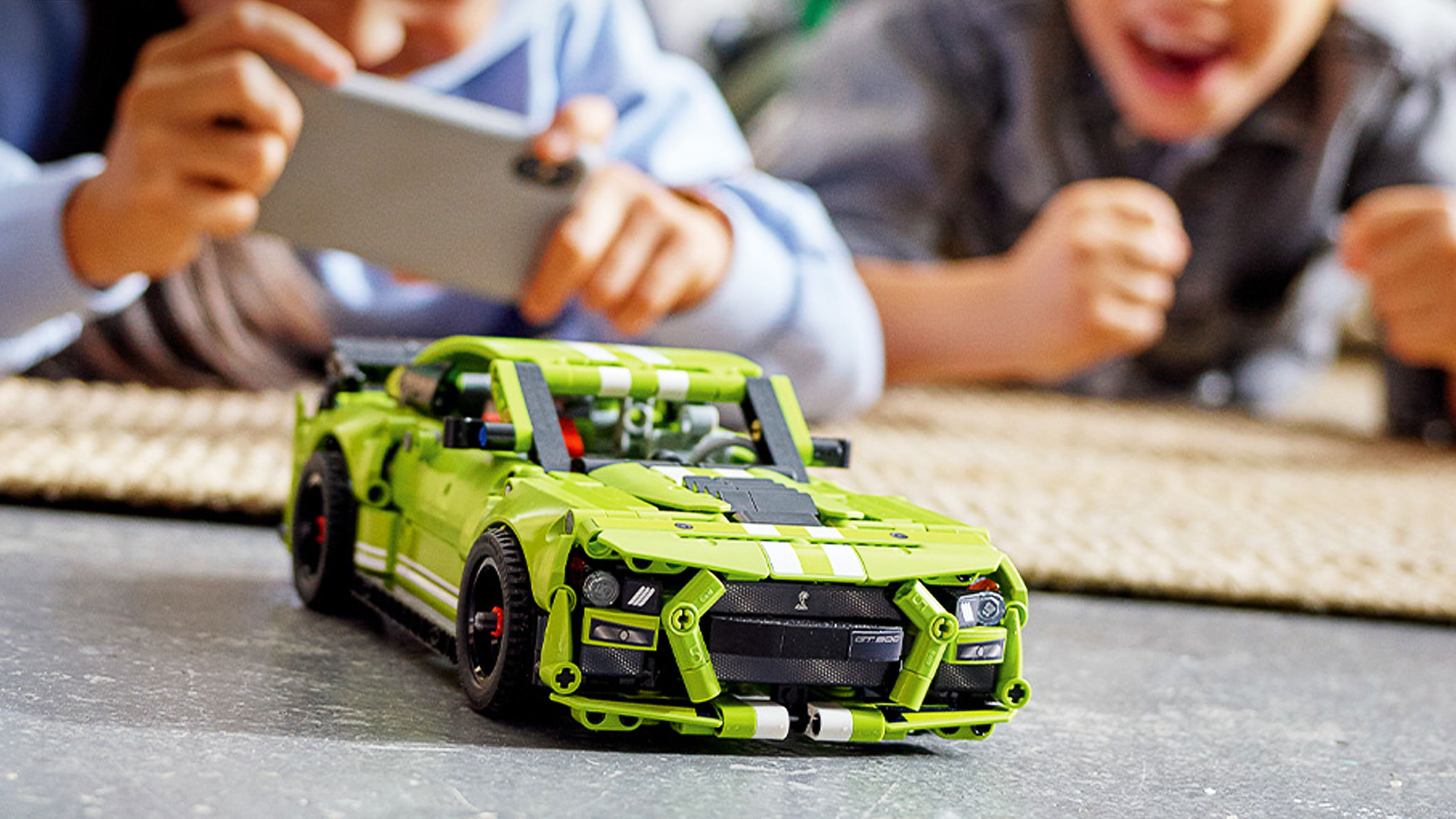 Ford Mustang Shelby GT500 de LEGO