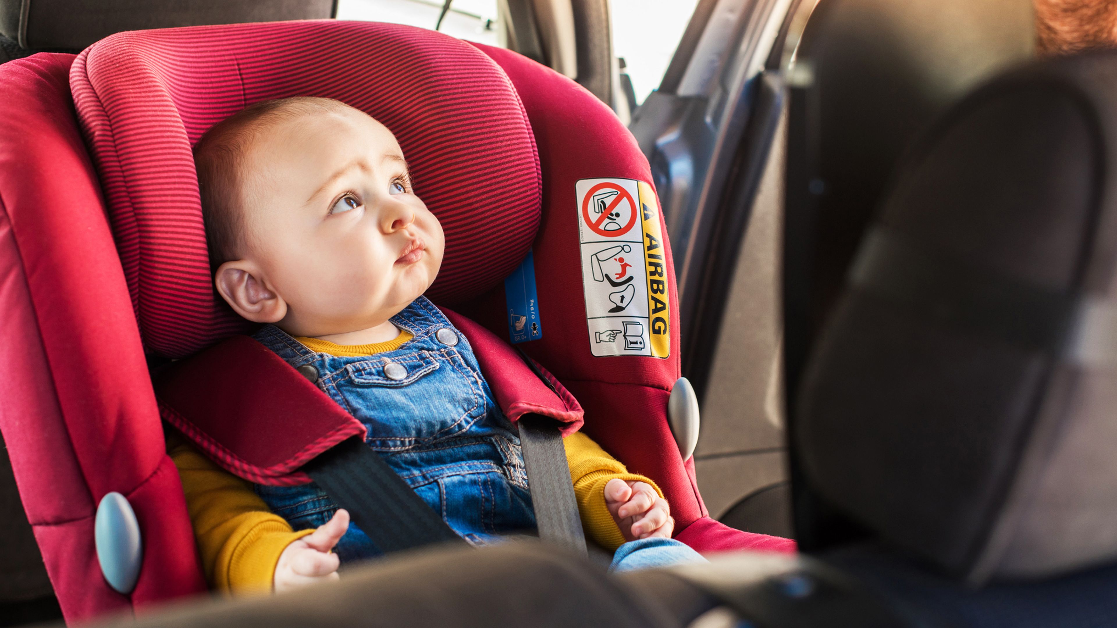 Qué debes saber antes de comprar una silla de coche para bebés - Autofácil