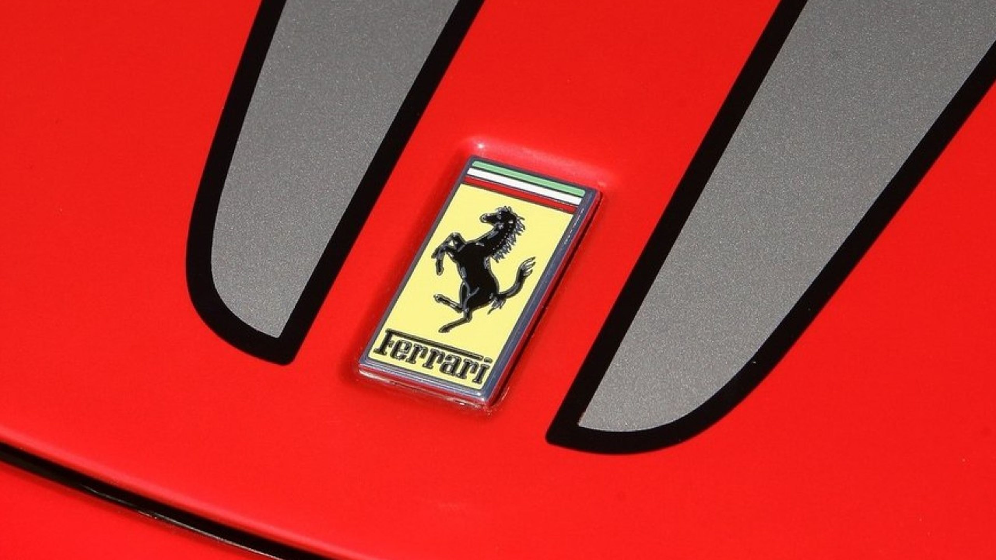 qué tienes en común con Jesulín al comprar un Ferrari