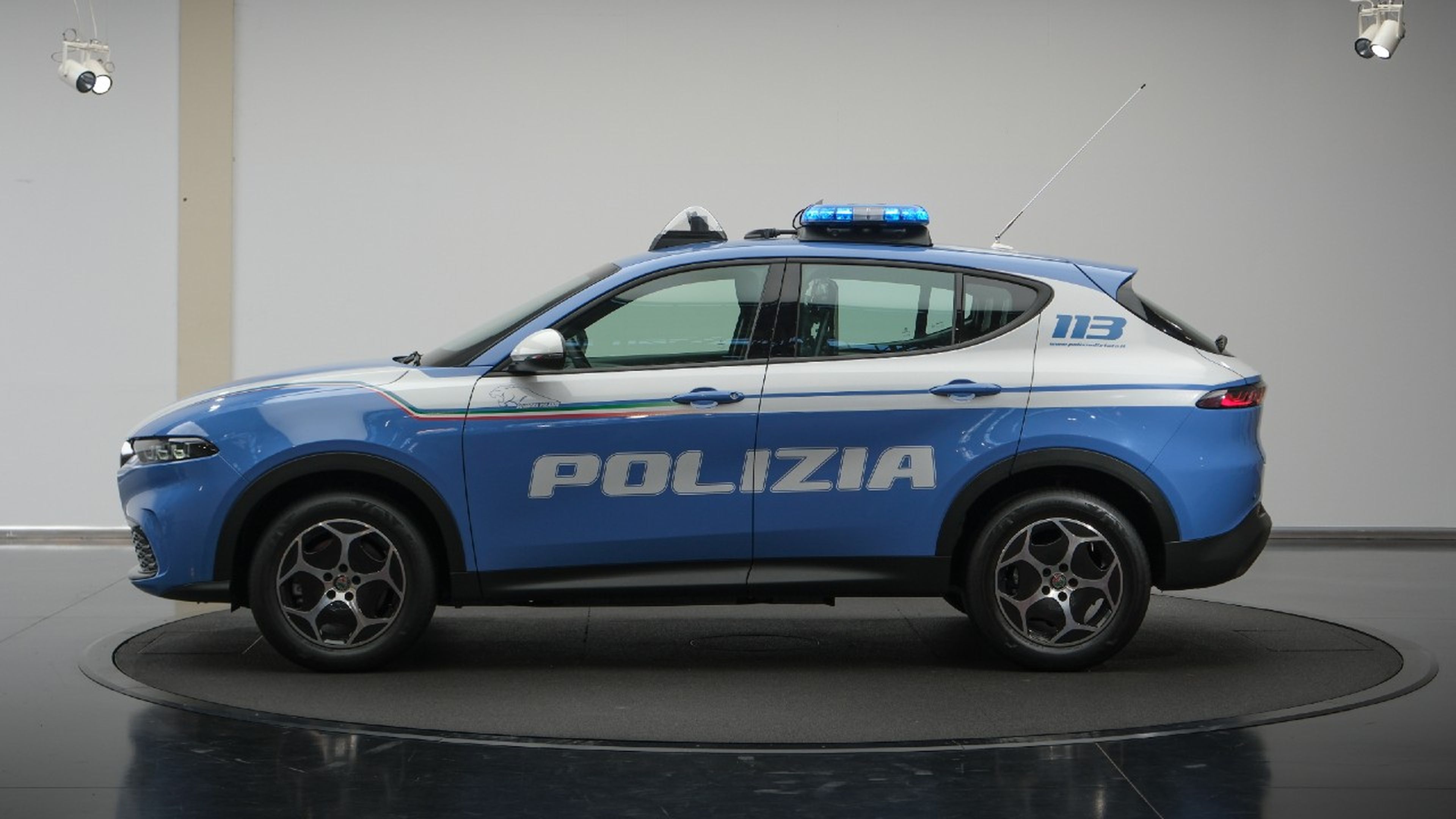 Alfa Romeo Tonale policía italiana