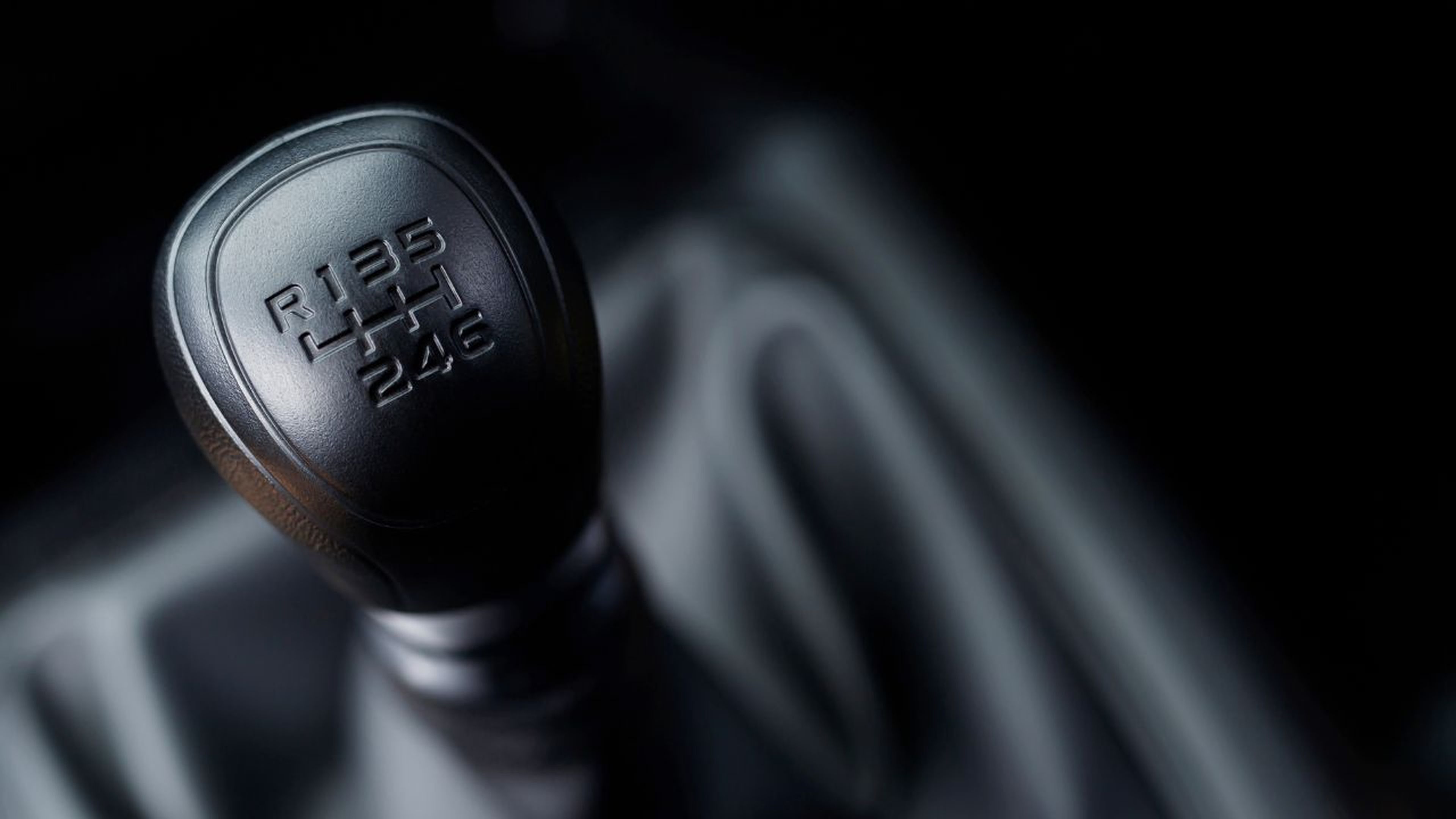 Genios o locos? Toyota sigue desarrollando su cambio manual para coches  eléctricos