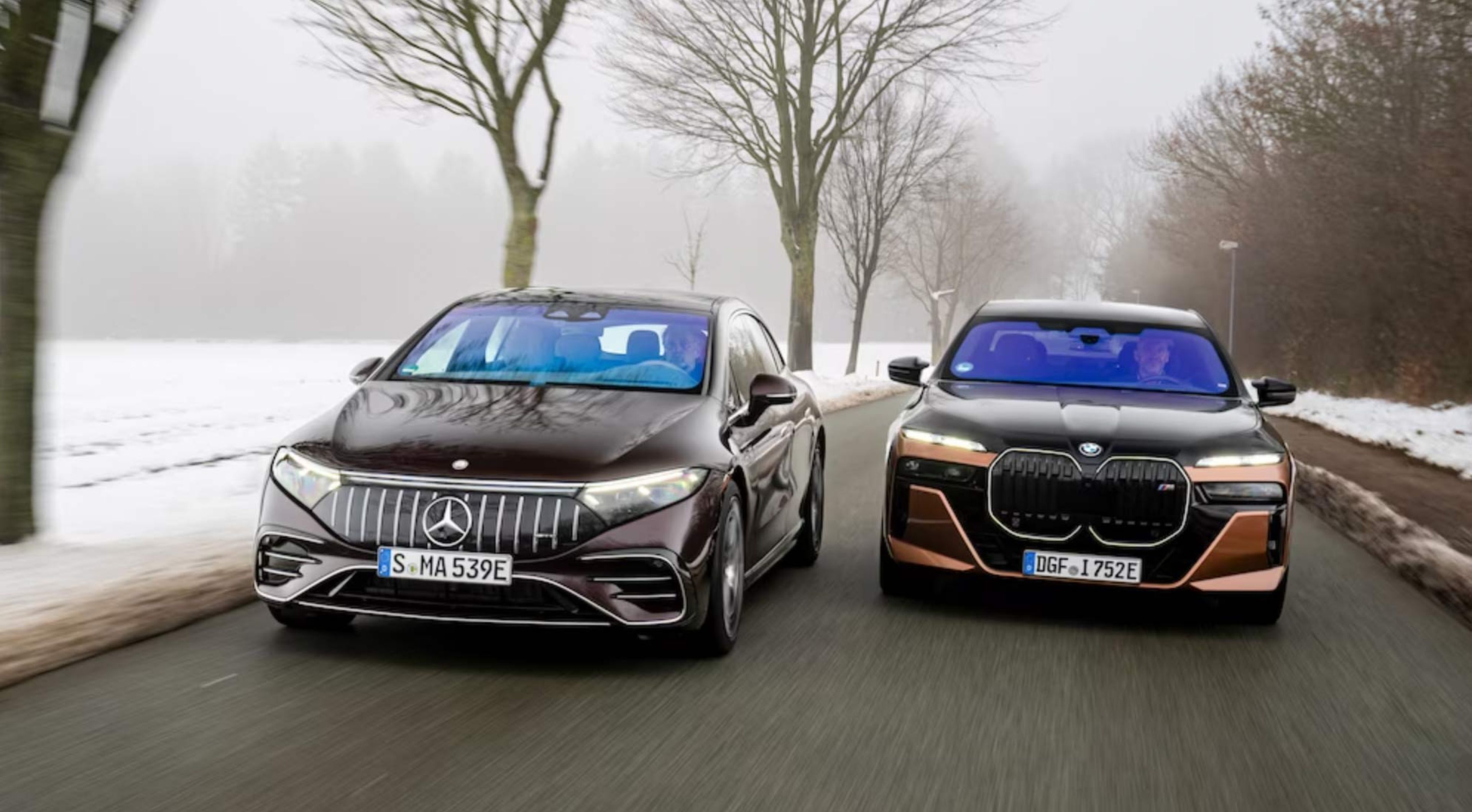 BMW i7 M70 xDrive vs Mercedes-AMG EQS 53 morros