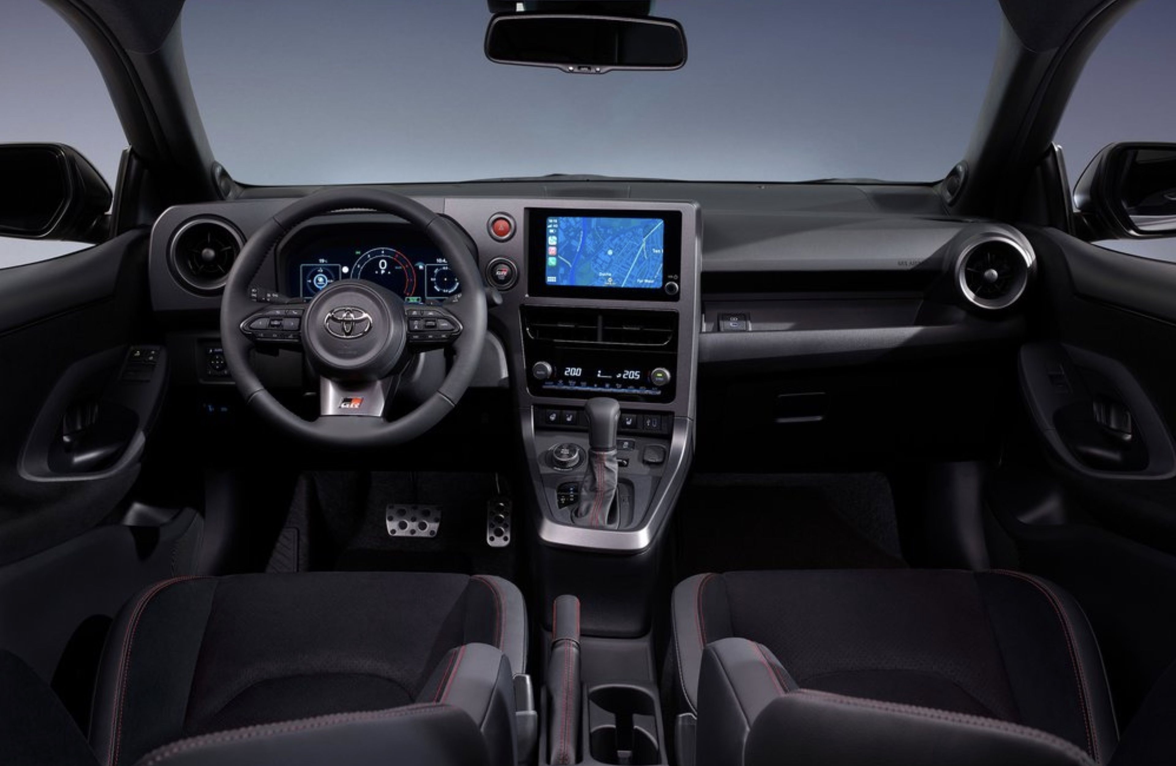 Prueba Toyota GR Yaris 2024 interior