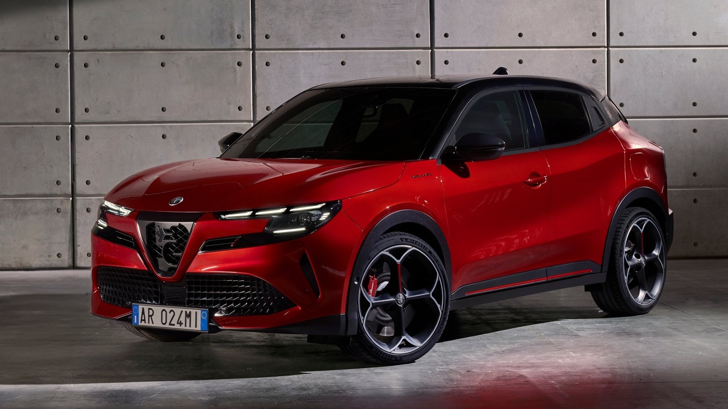 Alfa Romeo Junior, todas las versiones y motorizaciones del mercado, con  precios, imágenes, datos técnicos y pruebas. | Autobild.es