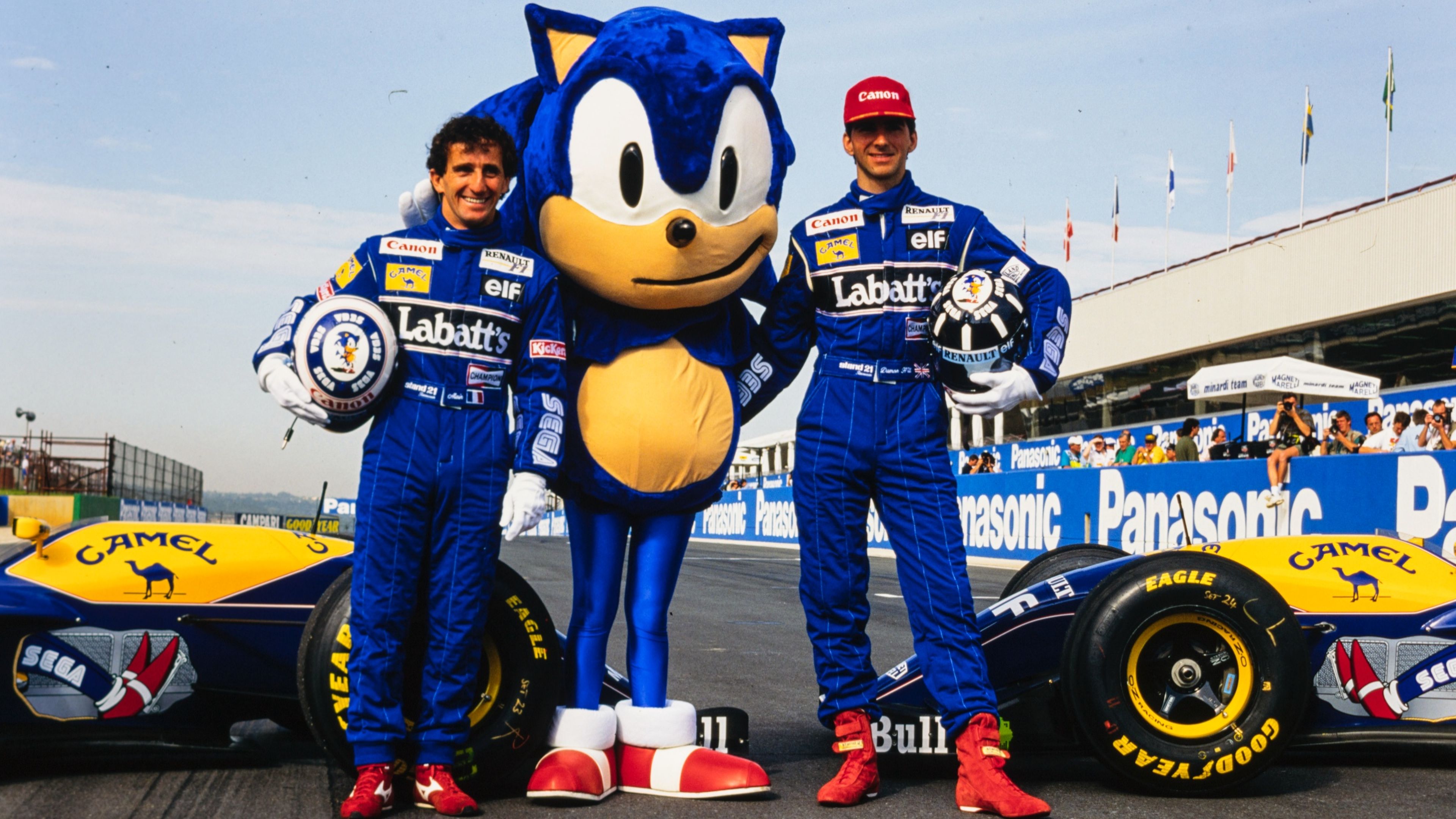 Prost y Hill con Sonic