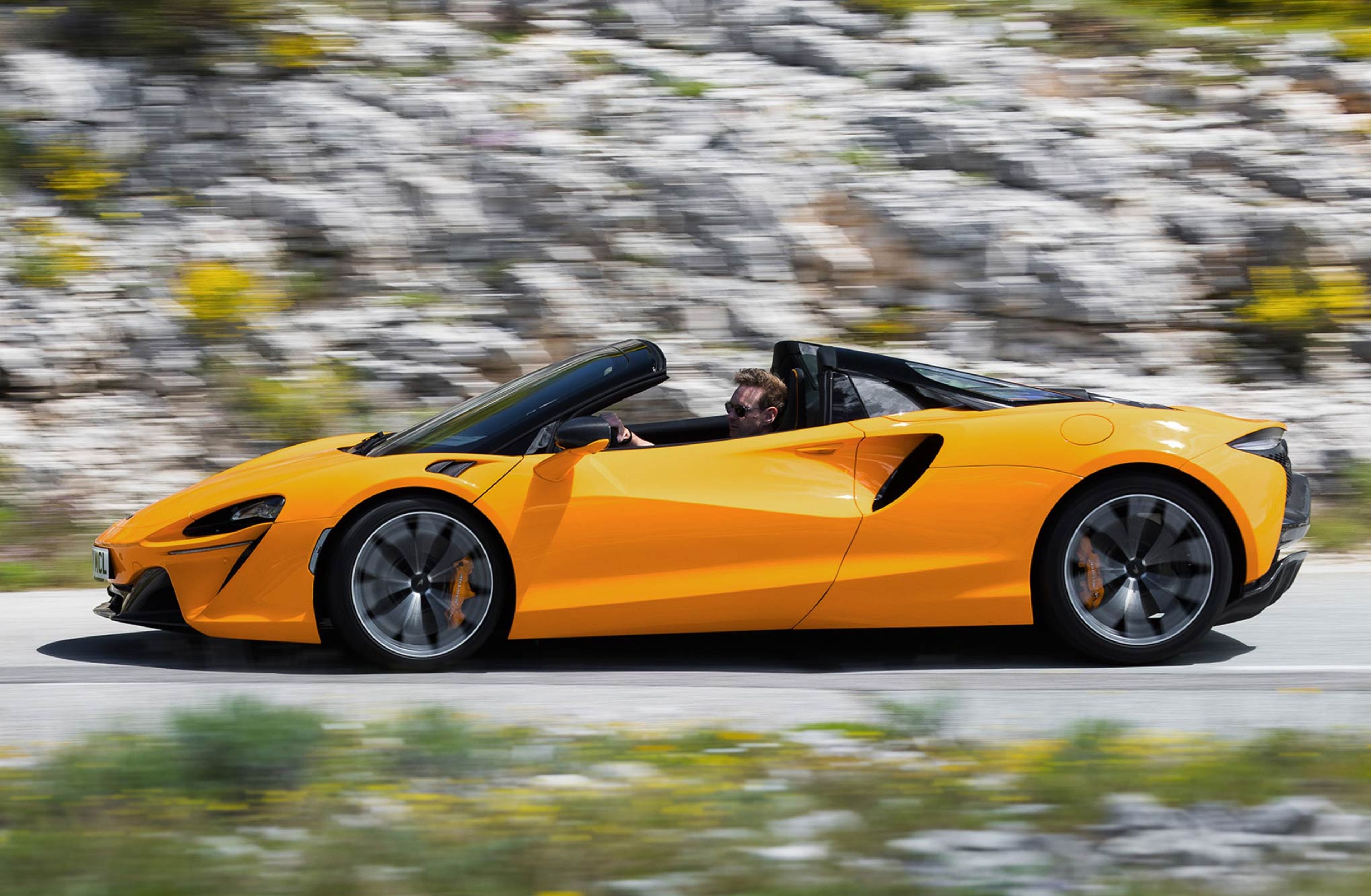 Hemos probado el McLaren Artura Spider