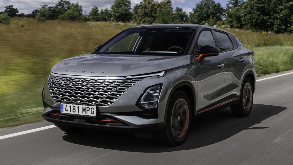 ¡Sorpresa! Estos 7 Coches De Gasolina Dominan España En 2024 - a797mxx