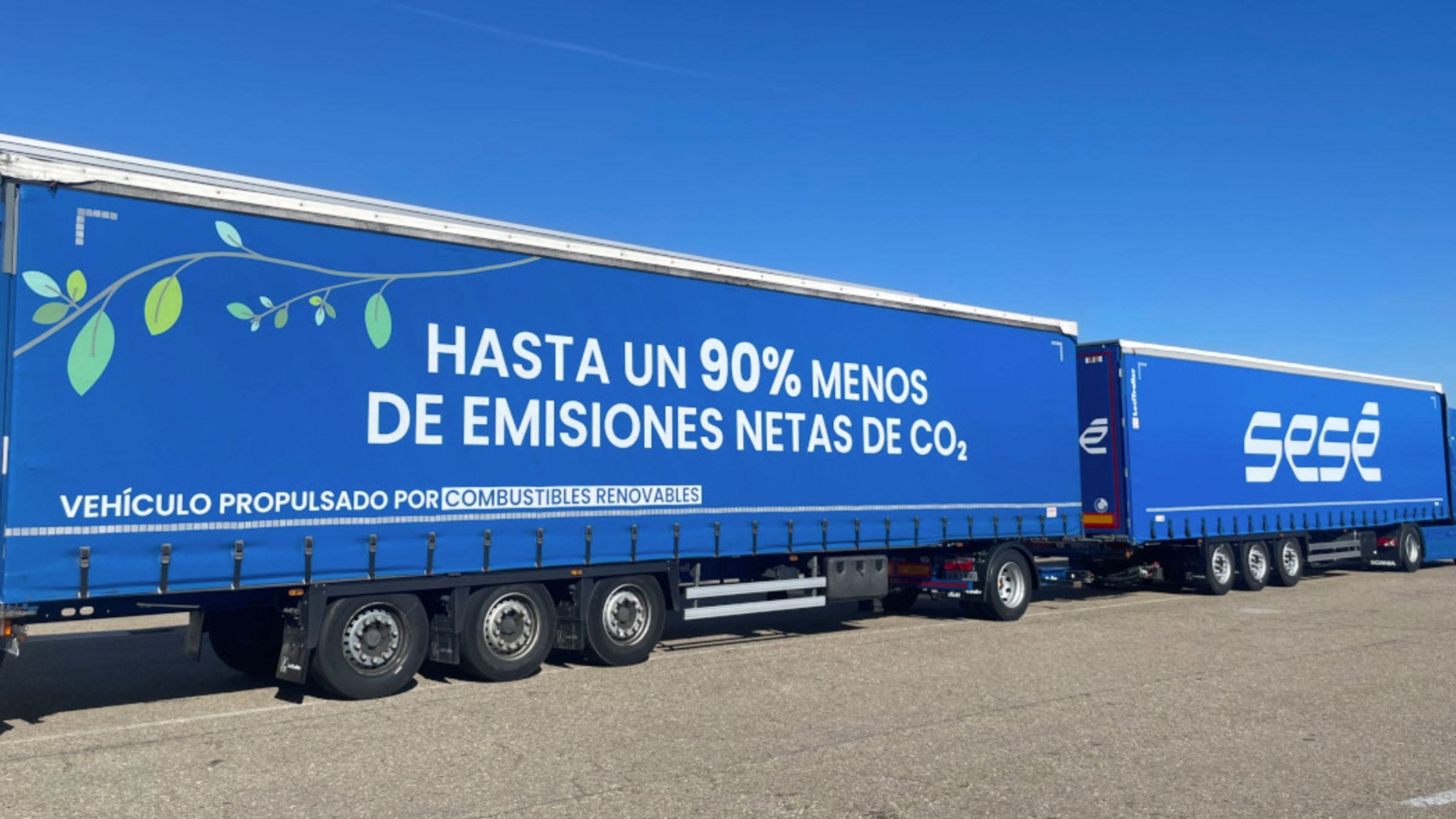 Así es el Dúo-Tráiler de la DGT de 32 metros de largo y 70 toneladas