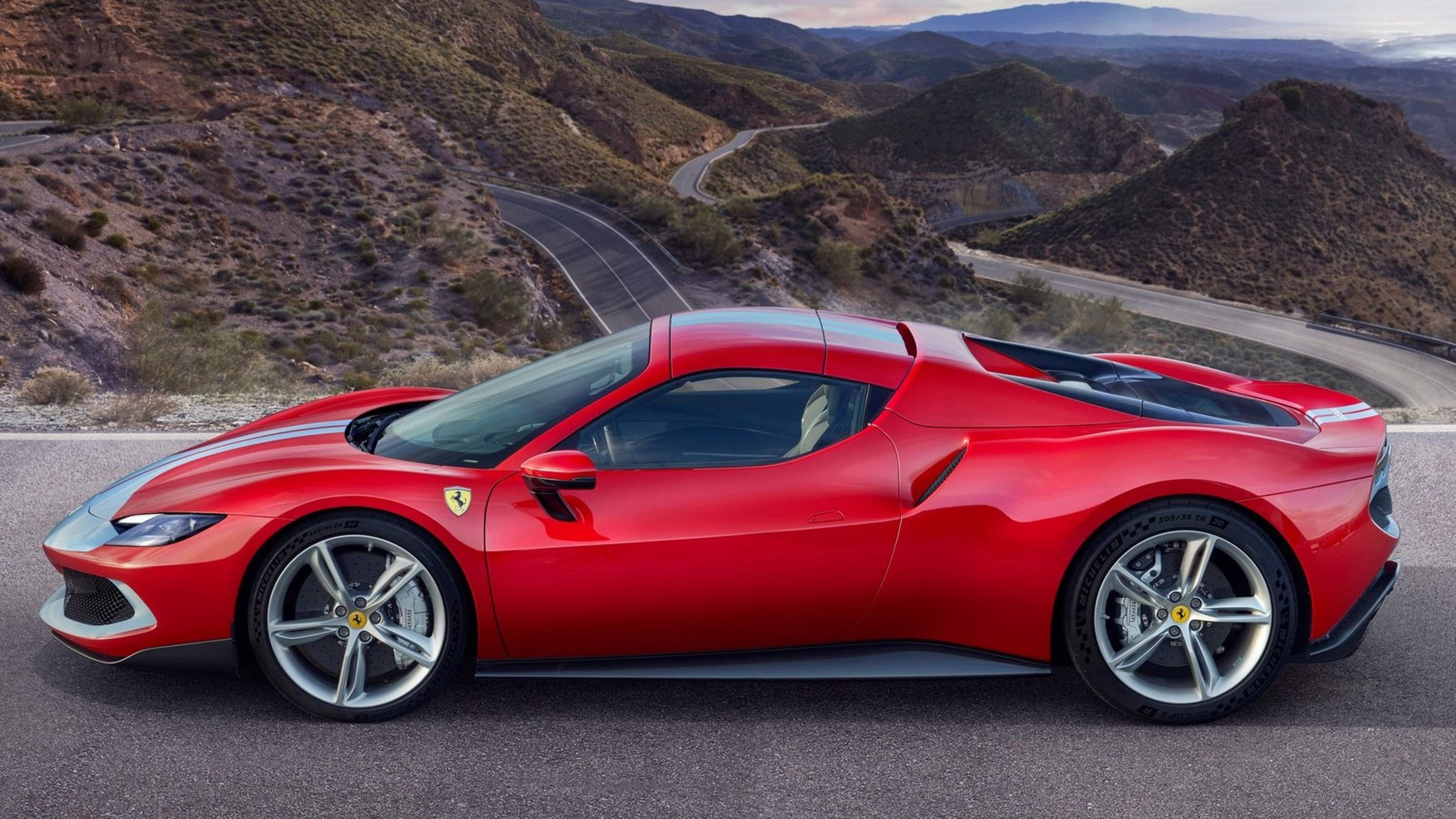 Ferrari ofrece a sus propietarios de coches PHEV reemplazar la batería gratis