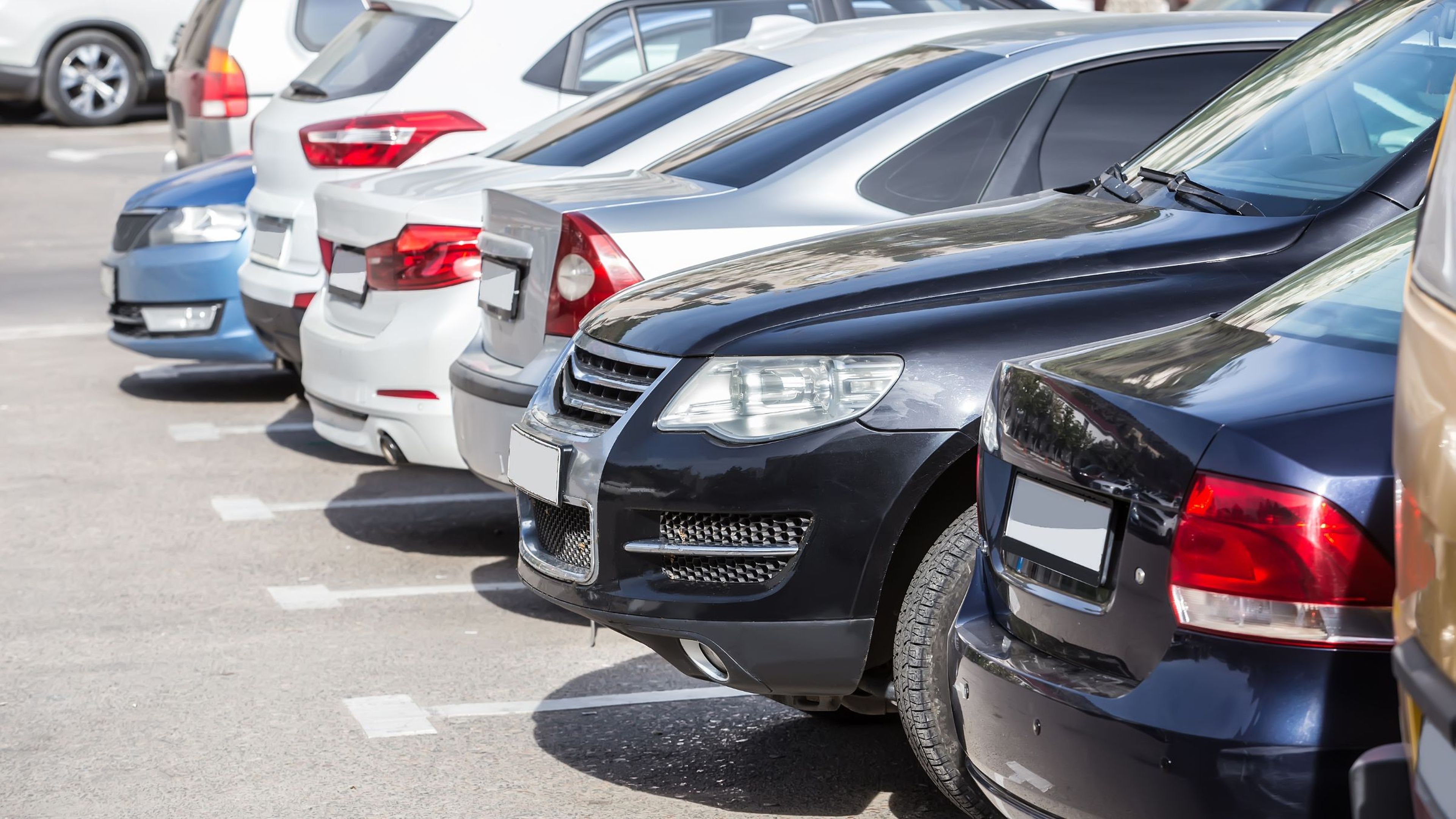 Qué puede pasar si dejas tu coche aparcado en la calle, en el mismo sitio, 30 días o más de 19 horas 