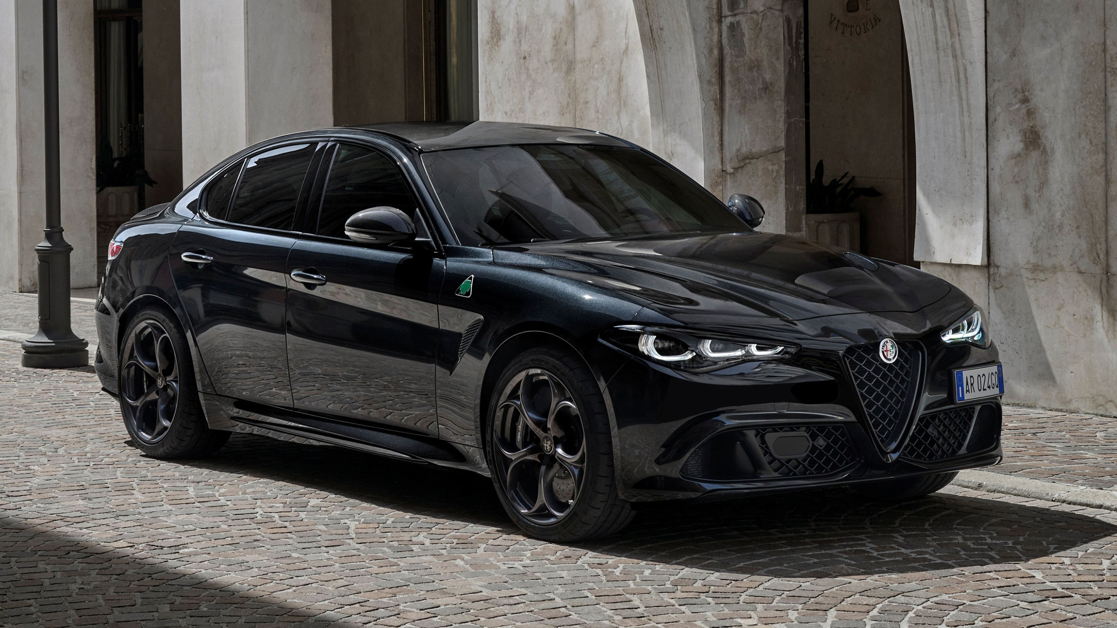 alfa-romeo-giulia-quadrifoglio-super-sport