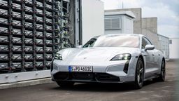 Second Life, proyecto Porsche para utilizar baterías usadas de su coche eléctrico