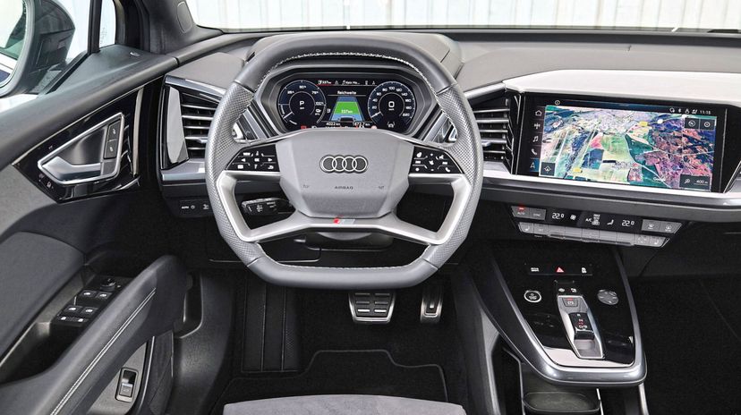 comparativa-audi-q4-tron-45-quattro-vs-b