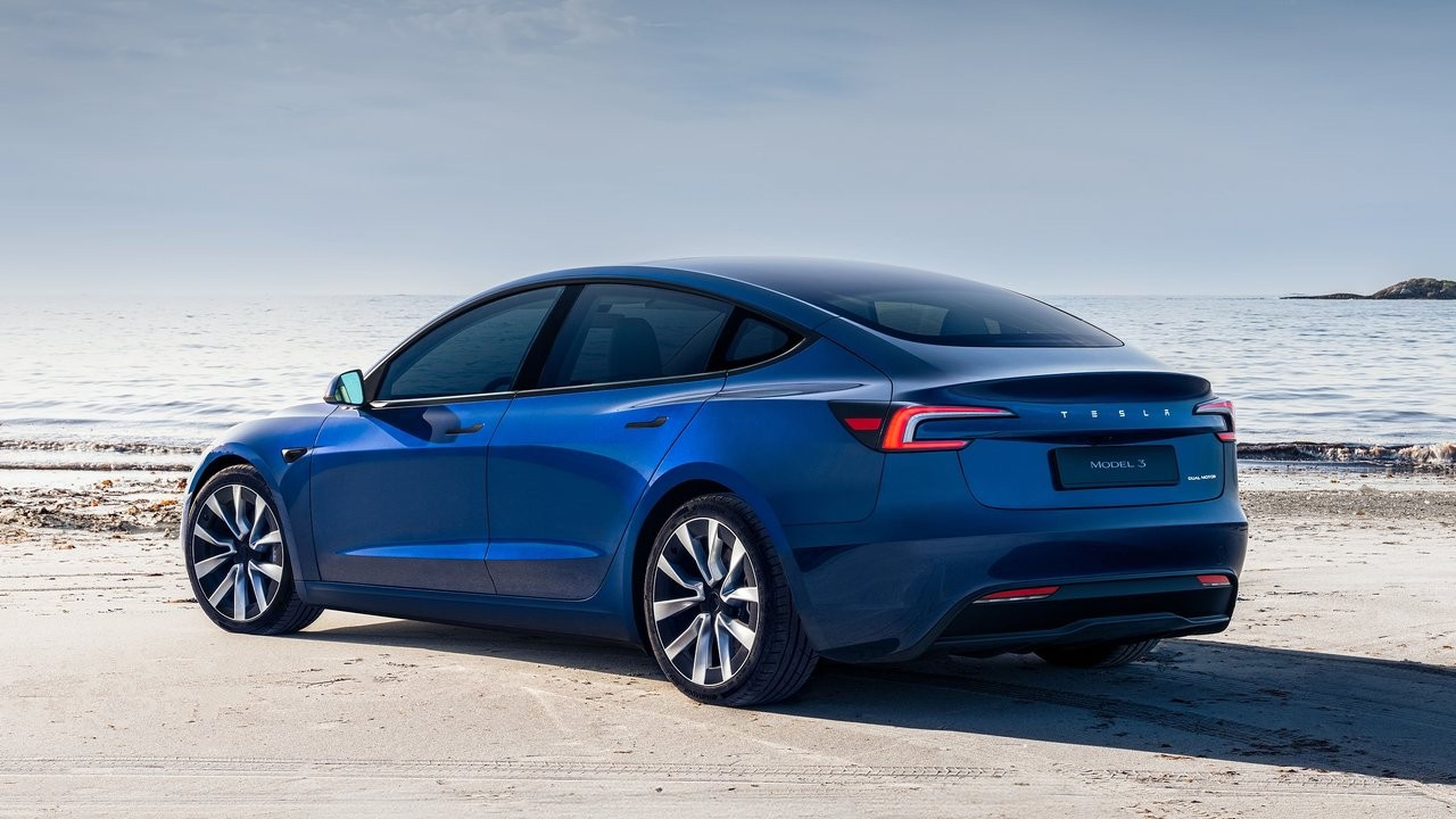 Denuncian que los Tesla cuentan los kilómetros más rápido 
