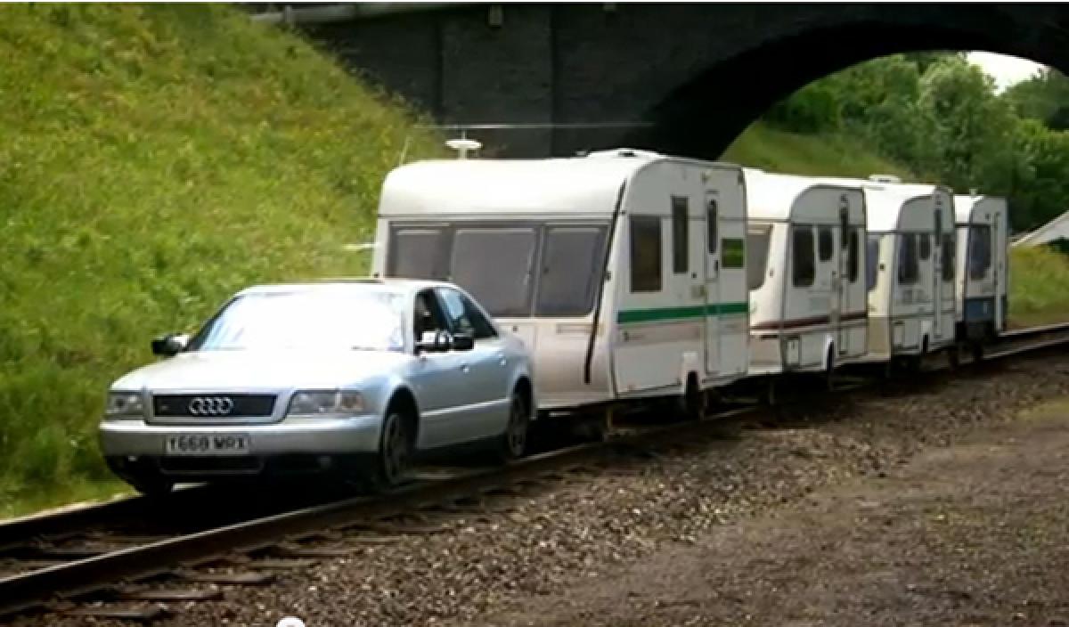 Top Gear un Audi S8 arrastra un convoy de caravanas Autobild.es
