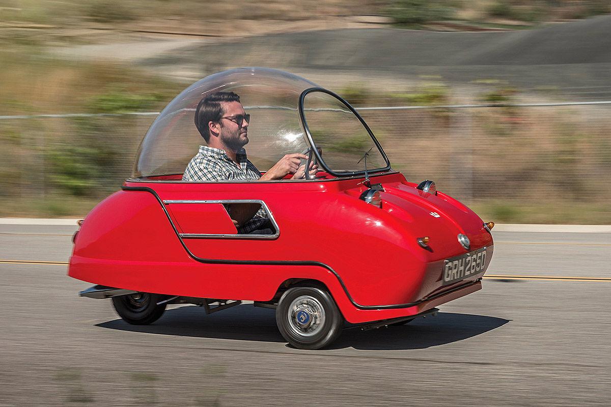 El coche más pequeño y raro del mundo cuesta 90.000 euros (como poco