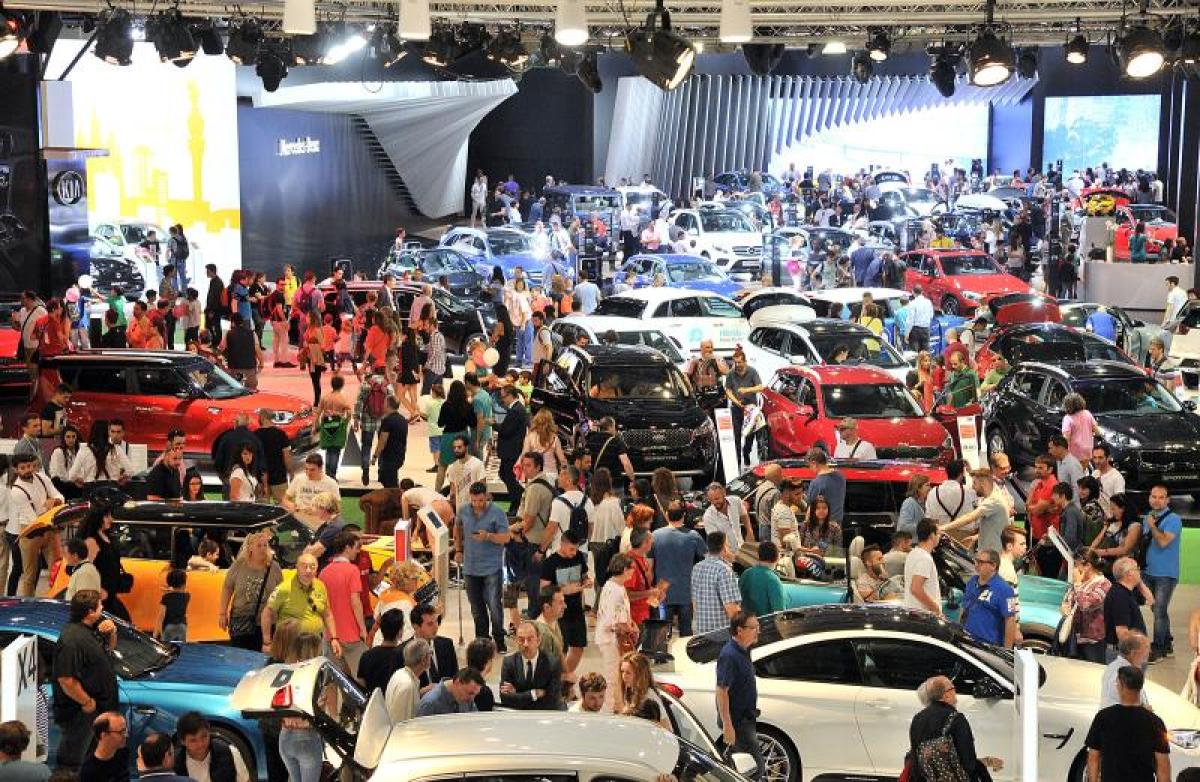 10 consejos para comprar coche en el Salón de Barcelona 2019 -- Autobild.es
