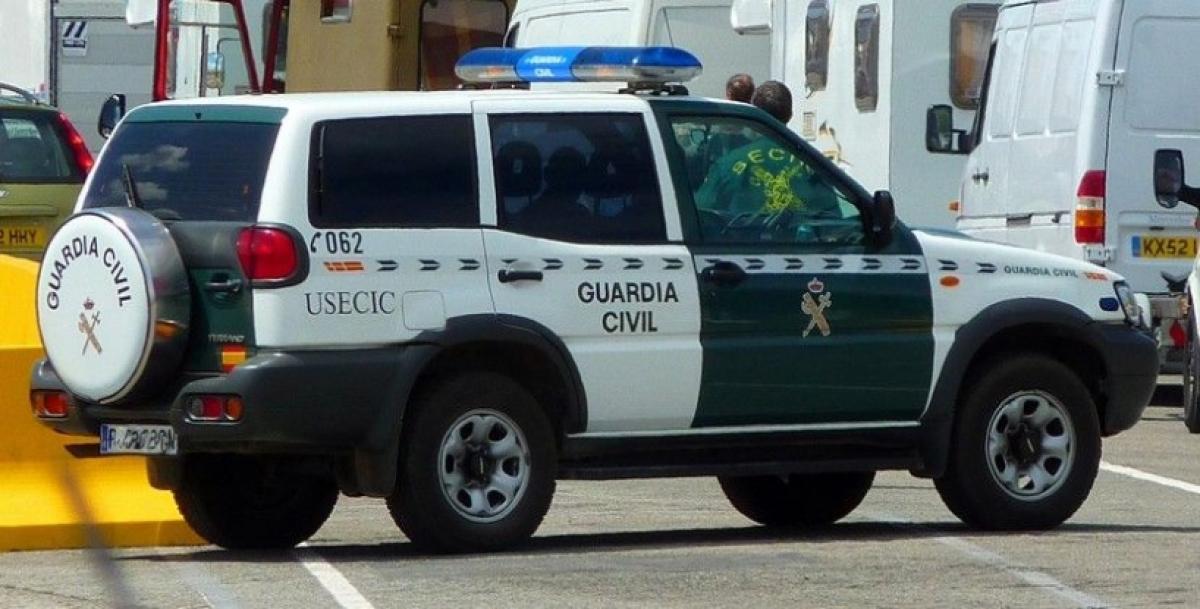 Denuncian el mal estado de los coches de la Guardia Civil Autobild.es