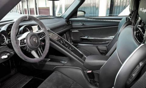 posrche 918 spyder interior posrche 918 spyder interior