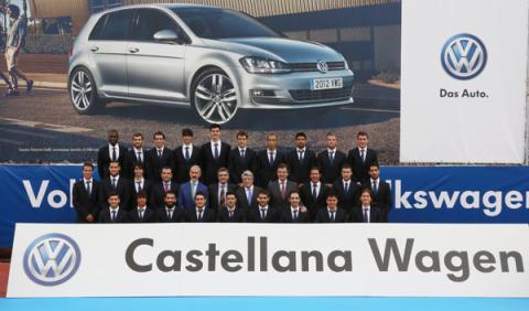 entrega volkswagen golf jugadores atlético de madrid entrega volkswagen golf jugadores atlético de madrid