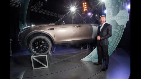 Land Rover Discovery Sport - 'Cholo' Simeone Land Rover Discovery Sport - 'Cholo' Simeone