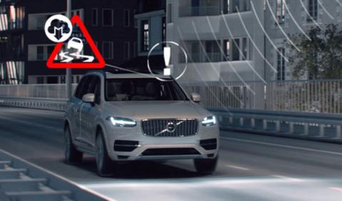 Volvo presenta su coche conectado en el MWC 2015