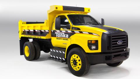 Camión de juguete Tonka y Ford F-750 TONKA - Ford F-750 TONKA Camión de juguete Tonka y Ford F-750 TONKA - Ford F-750 TONKA