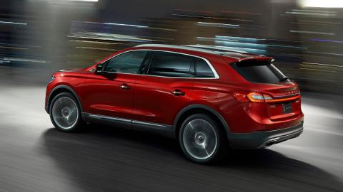 coches-traccion-delantera-mas-potentes-momento-lincoln-mkx-zaga coches-traccion-delantera-mas-potentes-momento-lincoln-mkx-zaga