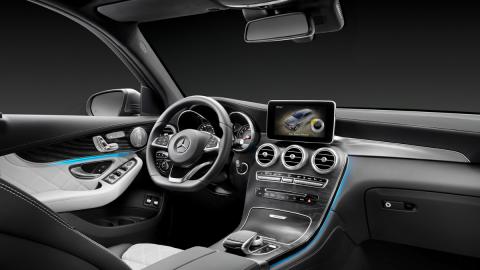 mercedes glc interior 2 mercedes glc interior 2