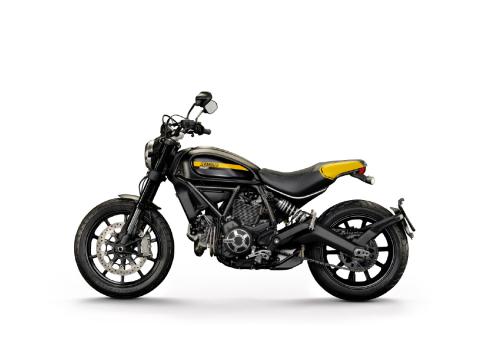 Como el resto, la Scrambler Full Thottle lleva un bicilíndrico en L Como el resto, la Scrambler Full Thottle lleva un bicilíndrico en L