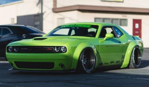 Dodge Challenger RT Hellcat LB Works frontal Dodge Challenger RT Hellcat LB Works