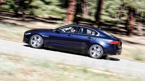 Jaguar XE 2.0 Turbodiésel 180 CV Jaguar XE 2.0 Turbodiésel 180 CV