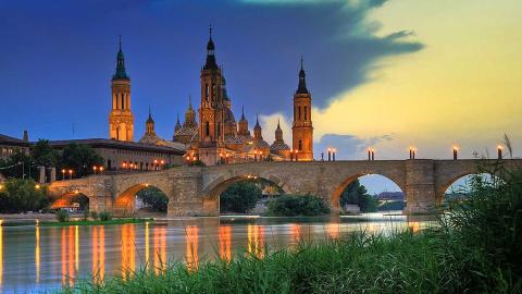 Atardecer en Zaragoza Atardecer en Zaragoza
