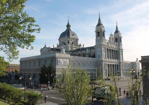 Catedral de La Almudena, en Madrid Catedral de La Almudena, en Madrid