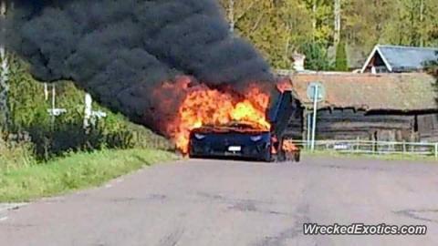 incendio lamborghini aventador dahlback incendio lamborghini aventador dahlback