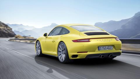 Porsche 911 Carrera 4 2016 trasera Porsche 911 Carrera 4 2016 trasera