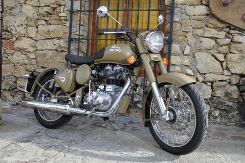 Prueba Royal Enfield Bullet 500 Classic Como En Las Pelis Motos