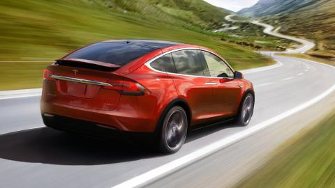 SUV-más-rápidos-acelerando-tesla-model-x SUV-más-rápidos-acelerando-tesla-model-x
