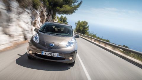 Nissan Leaf 2015 frontal Nissan Leaf 2015 frontal